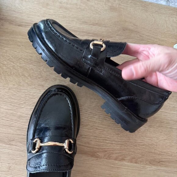 Steve Madden Women's Black Loafers - Picture 4 of 4